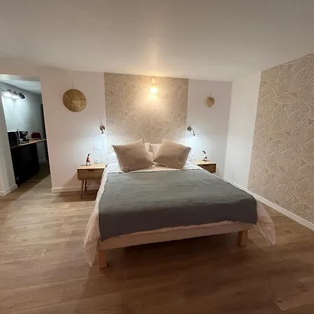 Privee Independante Homestay *